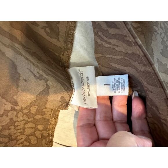 Chico's Performance Stretch Pants Brown Animal Print Small or Size 1 NWT - Picture 3 of 7